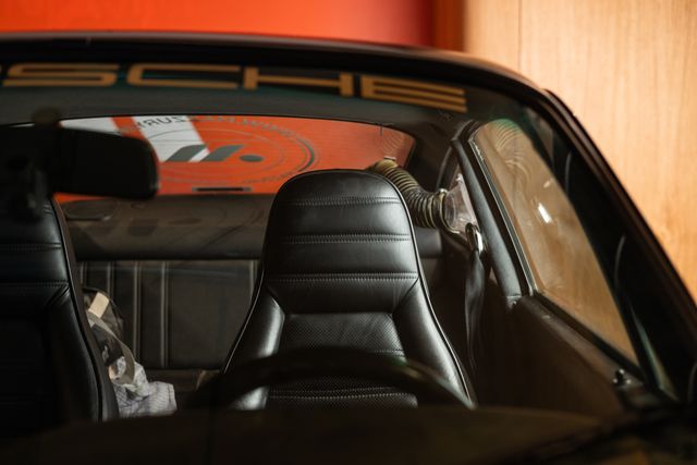 Porsche 911 Safari - Reserved
