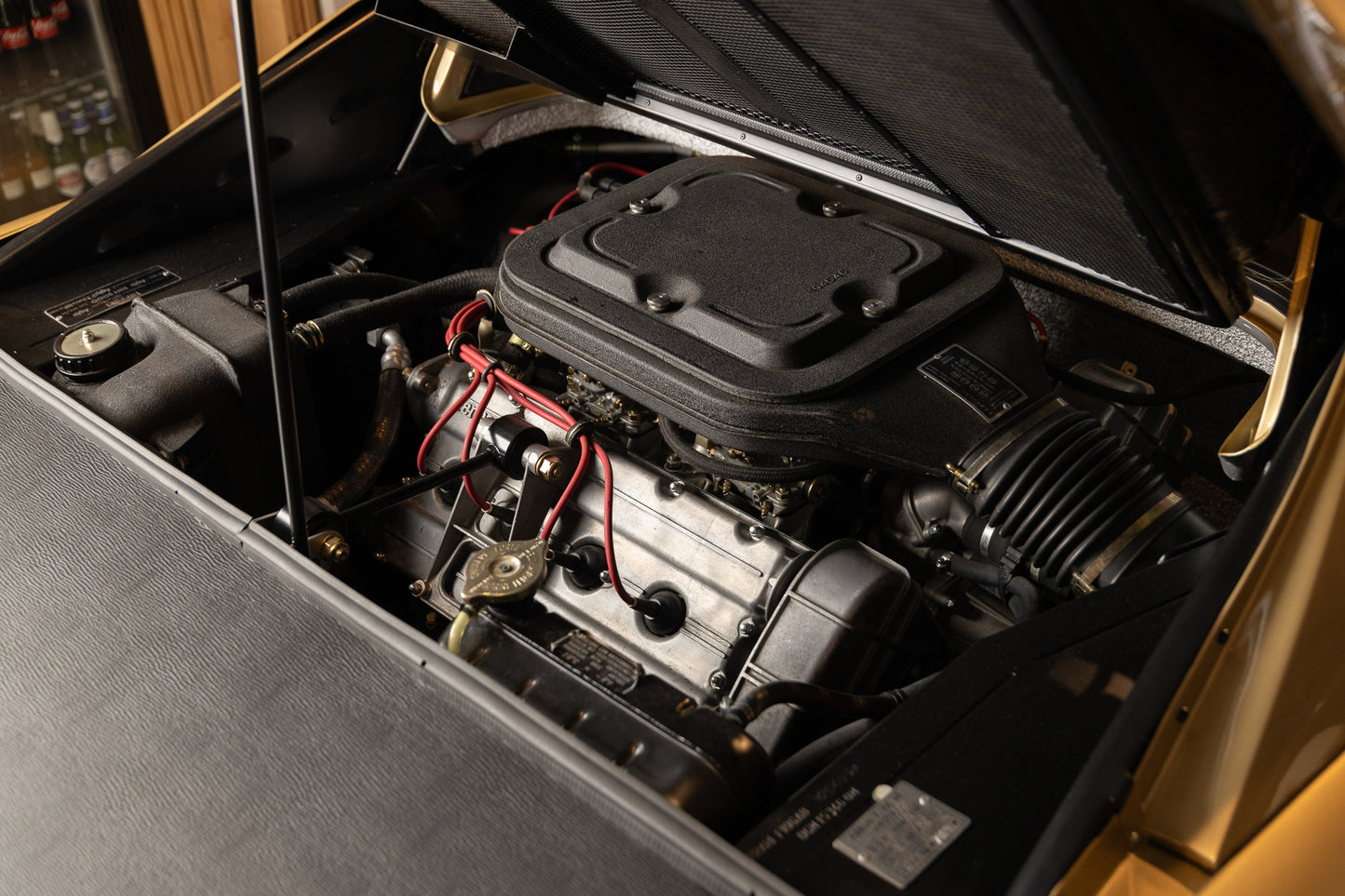 Ferrari 308 GTB 'Vetroresina' by Scaglietti