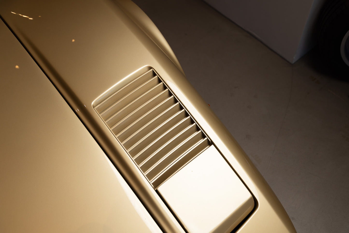 Ferrari 308 GTB 'Vetroresina' by Scaglietti