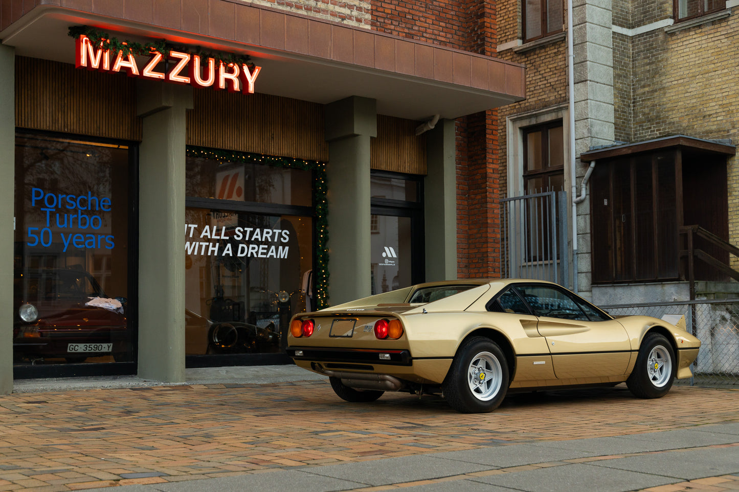 Ferrari 308 GTB 'Vetroresina' by Scaglietti