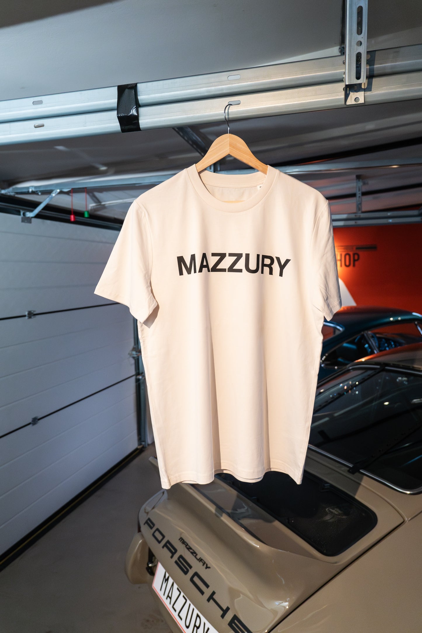 Mazzury Aston Martin - T-Shirt Cremefarvet