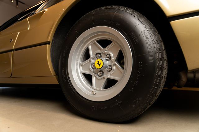 Ferrari 308 GTB 'Vetroresina' by Scaglietti