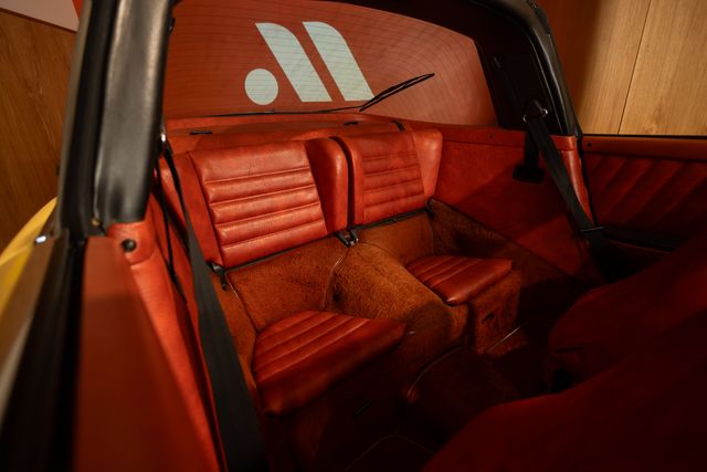 Porsche 911 Targa - Reserved